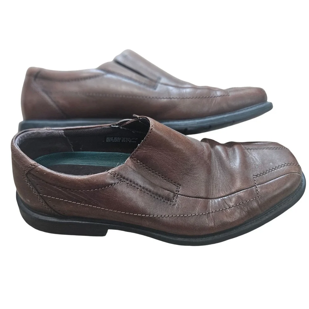Clarks Mens Brown Leather Slip On Loafers Square Toe Dress Shoes 10.5 M Office